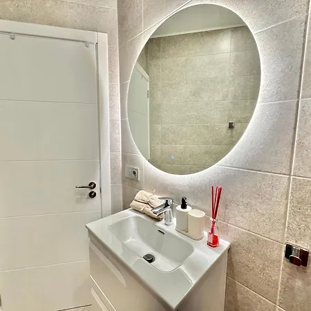 Luxury Renevapartment Island Village Apartmán