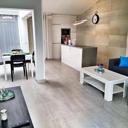 Luxury Renevapartment Island Village Apartmán *