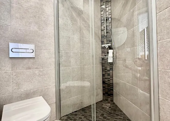 Апартаменты Luxury Renevapartment Island Village Адехе