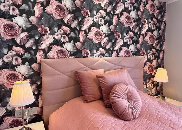 Luxury Renevapartment Island Village * Адехе