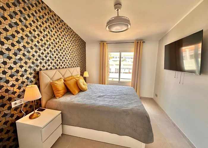 Апартаменты Luxury Renevapartment Island Village