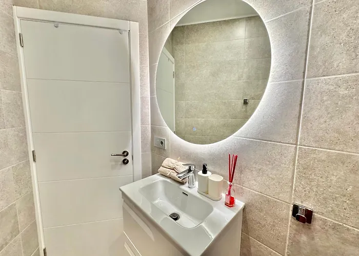 Luxury Renevapartment Island Village Апартаменты