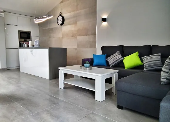 Luxury Renevapartment Island Village * Адехе